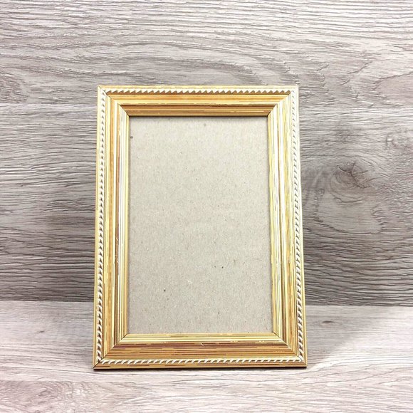 Photo Frame Ornate Golden Table Top Wall Mount Picture Display Home Décor Gift - Picture 2 of 15